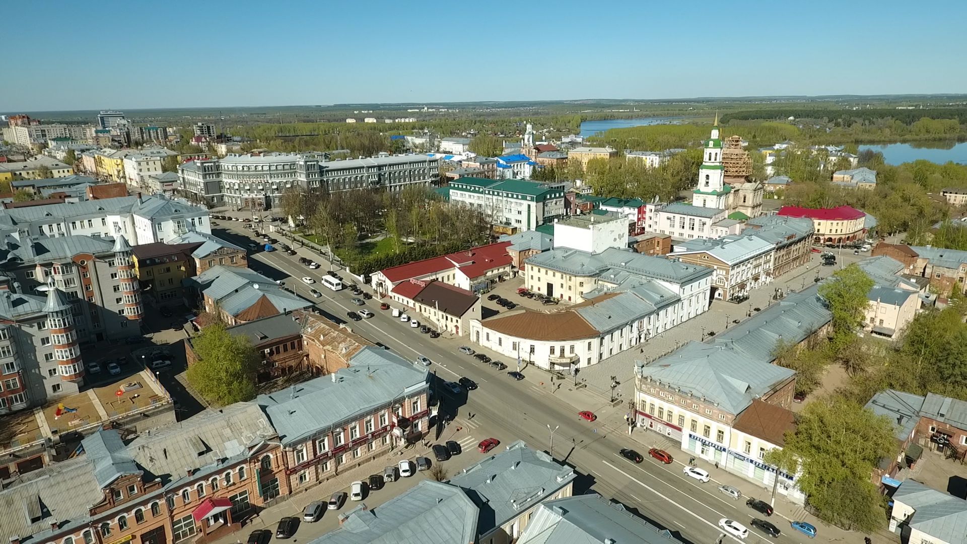 В Кировской области в субботу прогнозируют жару и грозы