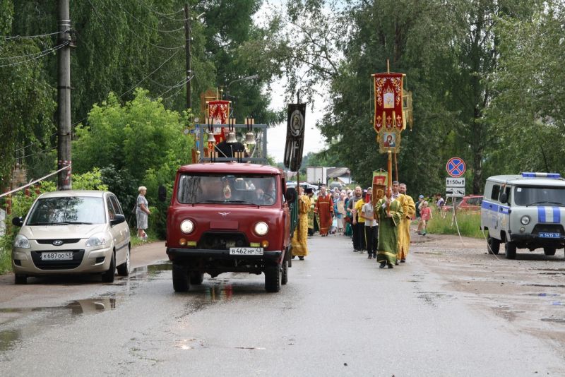 В Оричах в День памяти преподобного Сергия Радонежского состоялся крестный ход