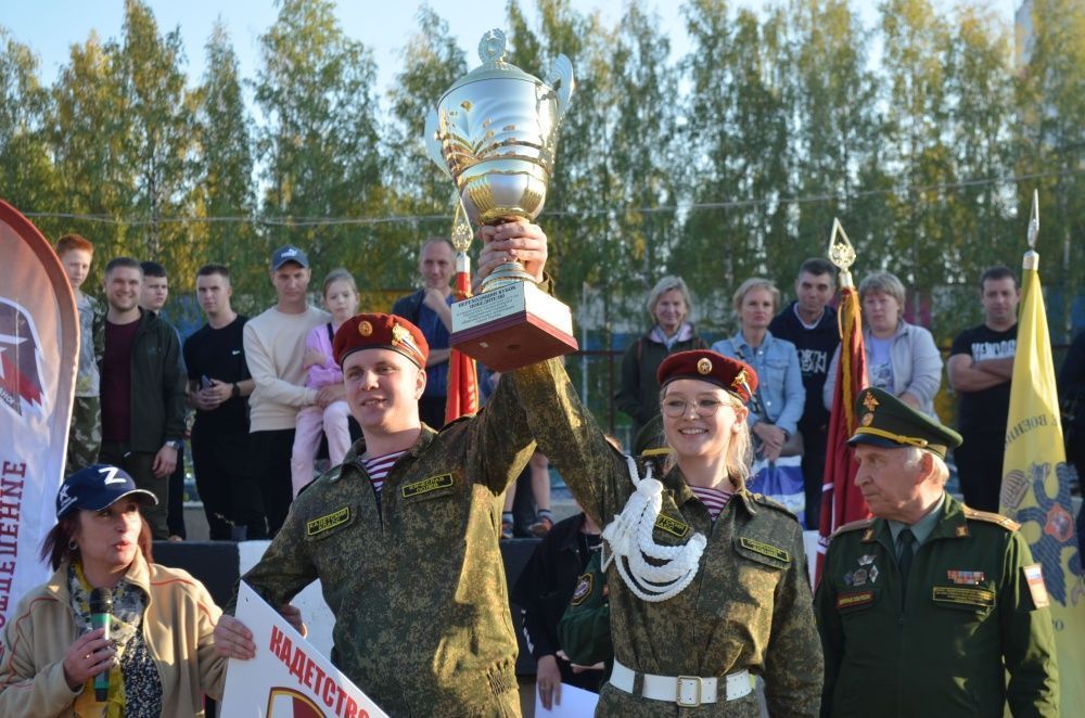 В Кирове назвали лучший юнармейский отряд