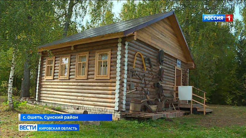 В селе Ошеть Сунского района местные жители открыли музей знаменитого рода Васнецовых