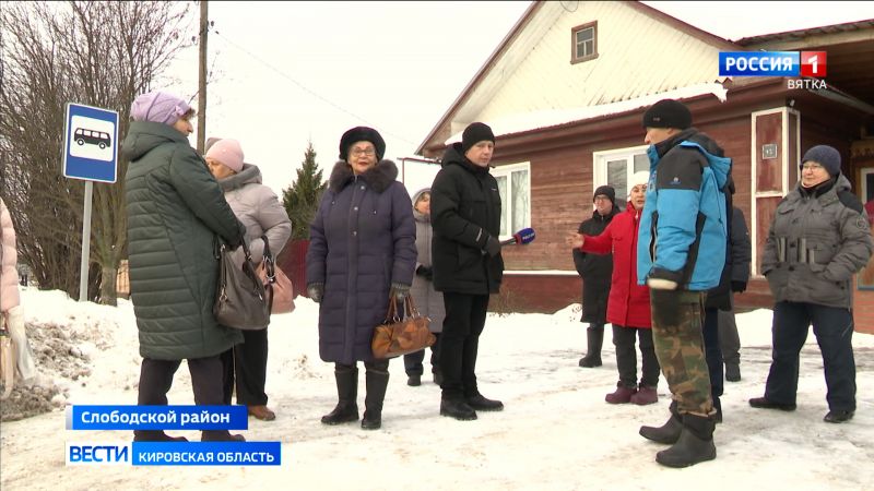 Кировчане жалуются на опасную трассу в районе деревни Заборье