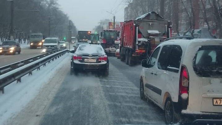 Дирекция благоустройства утвердила график вывоза снега с улиц Кирова