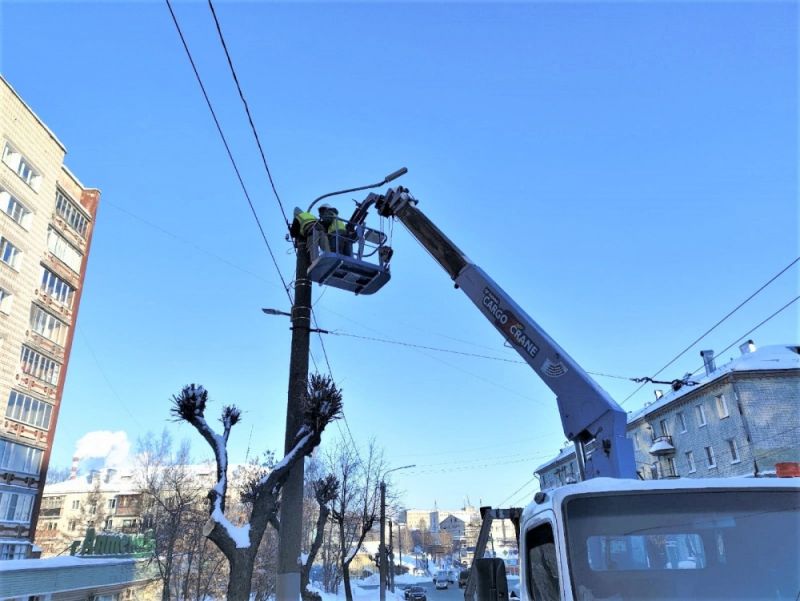 На улицах Кирова установят 5 тысяч новых светильников