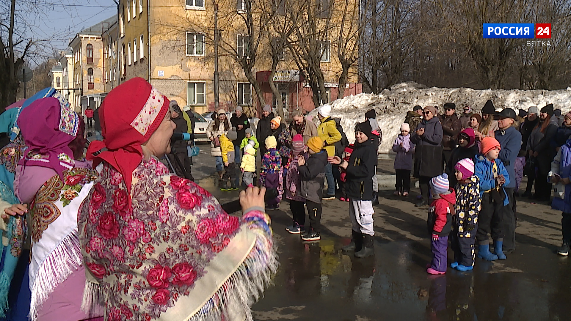 Кировчане отметили Масленицу | 18.03.2024 | Киров - БезФормата