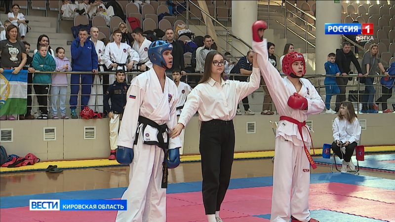 В спортшколе «Юность» проходят окружные Чемпионат и Первенство по тхэквондо