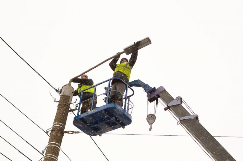 Уровень освещенности на кировских улицах вырос в четыре раза