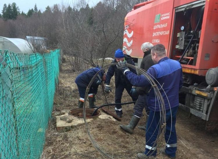 «Водоканал» устраняет подтопление в Сидоровке