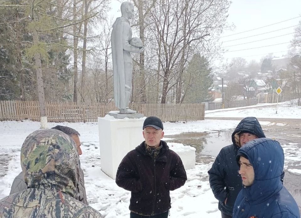 В Слободском после Дня Победы начали ремонт памятника войнам Великой Отечественной войны