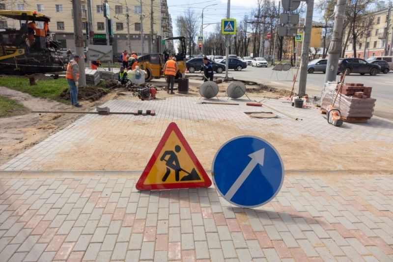 В Кирове ко Дню города приведут в порядок 20 тротуаров