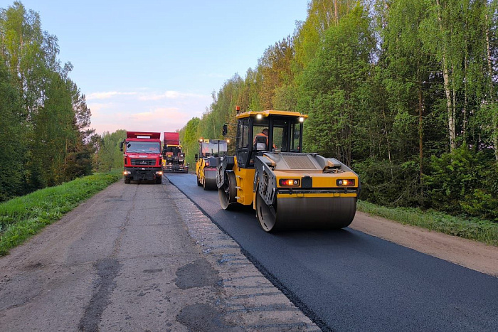 Дорогу Просница – Каринка – Ардаши ремонтируют по «дорожному миллиарду»