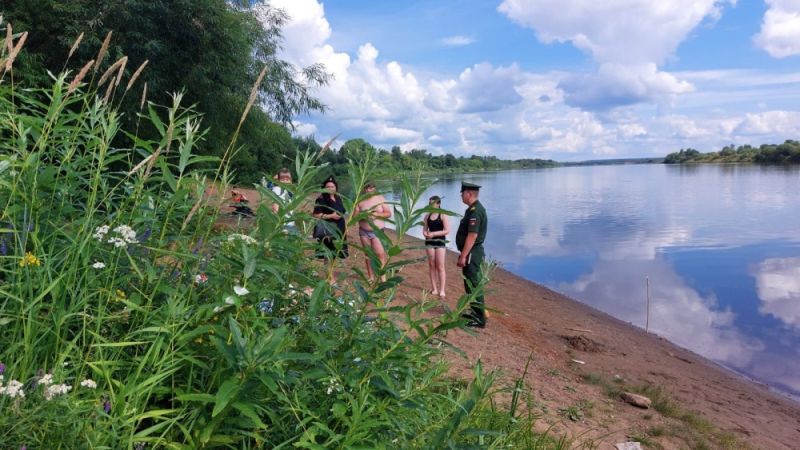 В Кирове проинспектировали дикие пляжи