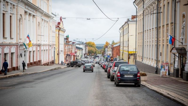 На 118 здания в Кирове установят архитектурную подсветку