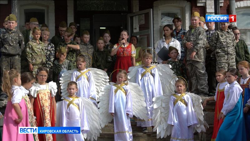 Сотрудники ОМОН Росгвардии провели занятие для участников профильной смены «Благовестник»