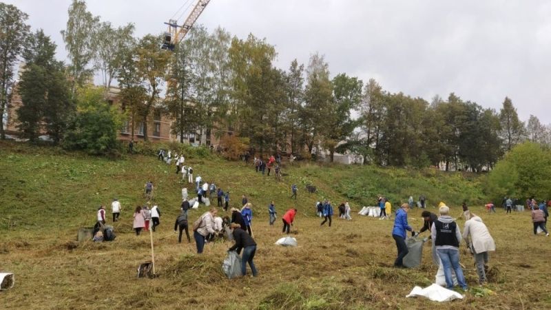 В Кирове стартовали общегородские субботники