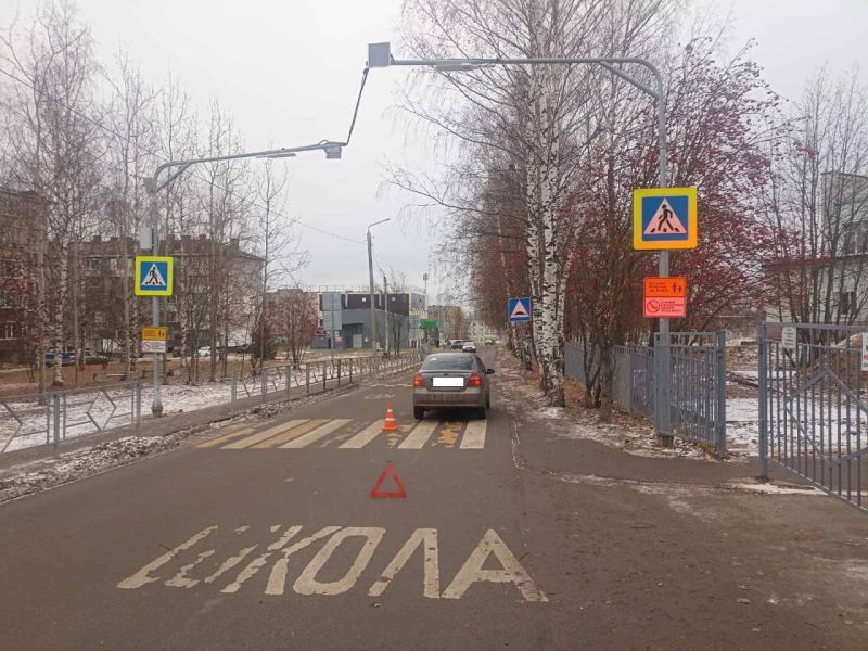 В среду в Кирове водители сбили двух школьников