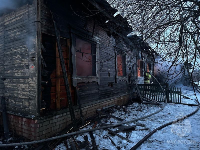 В Кильмези ликвидировали последствия пожара в многоквартирном доме: обнаружены тела 8 погибших